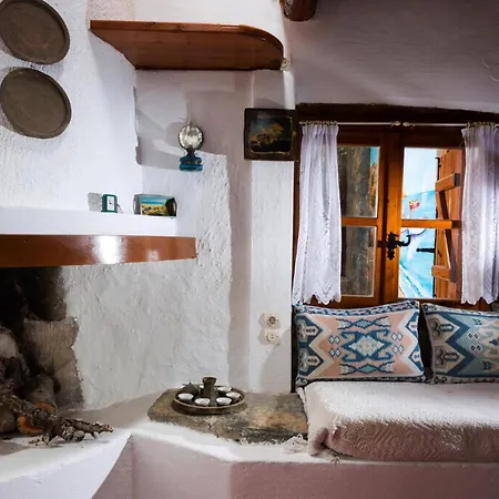 Leonidas Traditionelles Kretisches Haus Mit Meerblick * Elounda