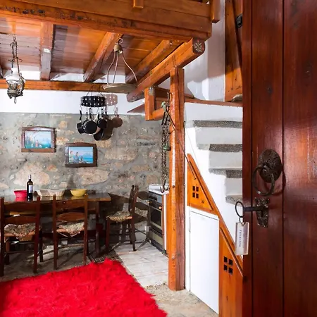 Leonidas Traditionelles Kretisches Haus Mit Meerblick Hébergement de vacances